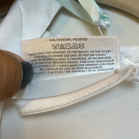 Victoria Secret I Do Bride White Wedding Robe - Picture 8 of 8